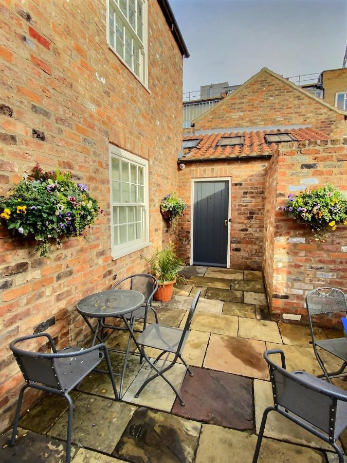 The Mitchell Villa York Dış mekan fotoğraf